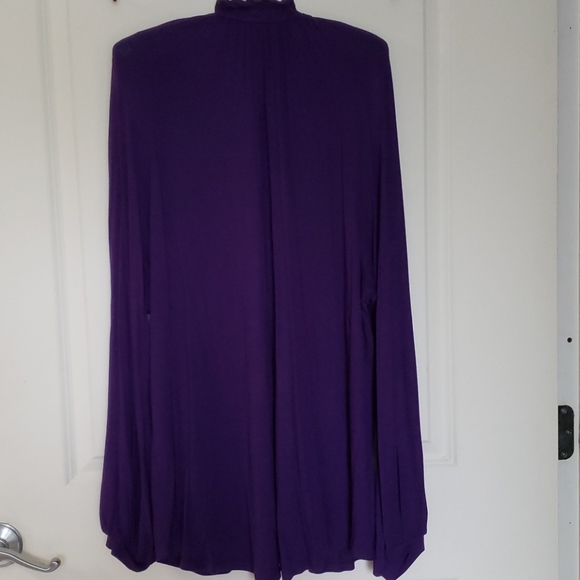 Dex plus size ladies blouse - Picture 2 of 7